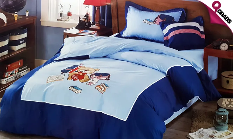 Embroidered Bedding Sets (4-pieces)!